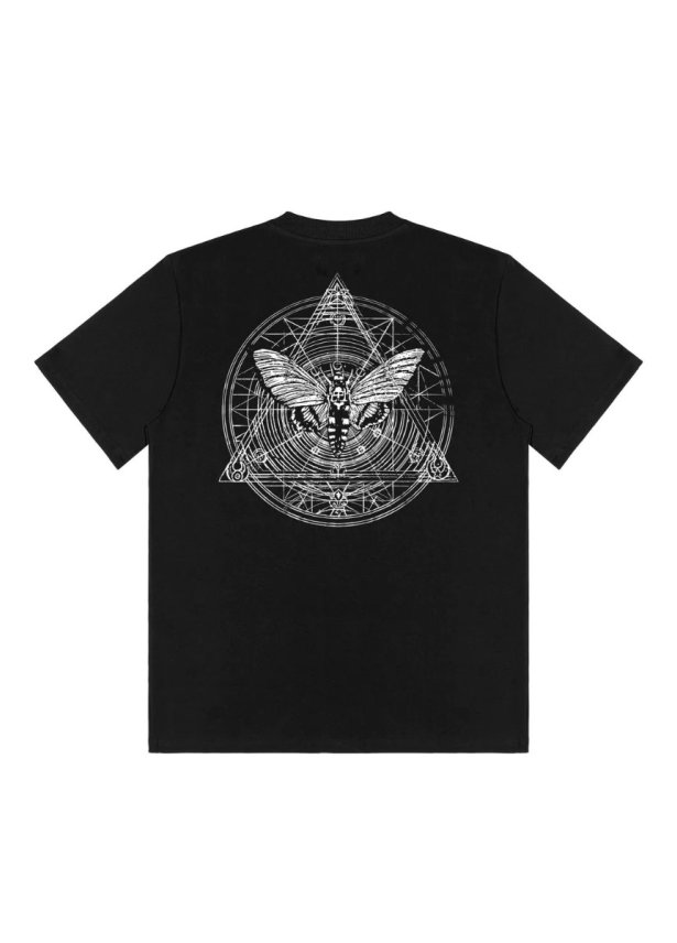 T-shirt Moth Tee in Black
